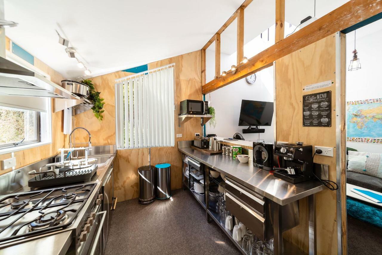 Central, Modern Loft Style Home - 2 Min Walk From Town Queenstown Bagian luar foto