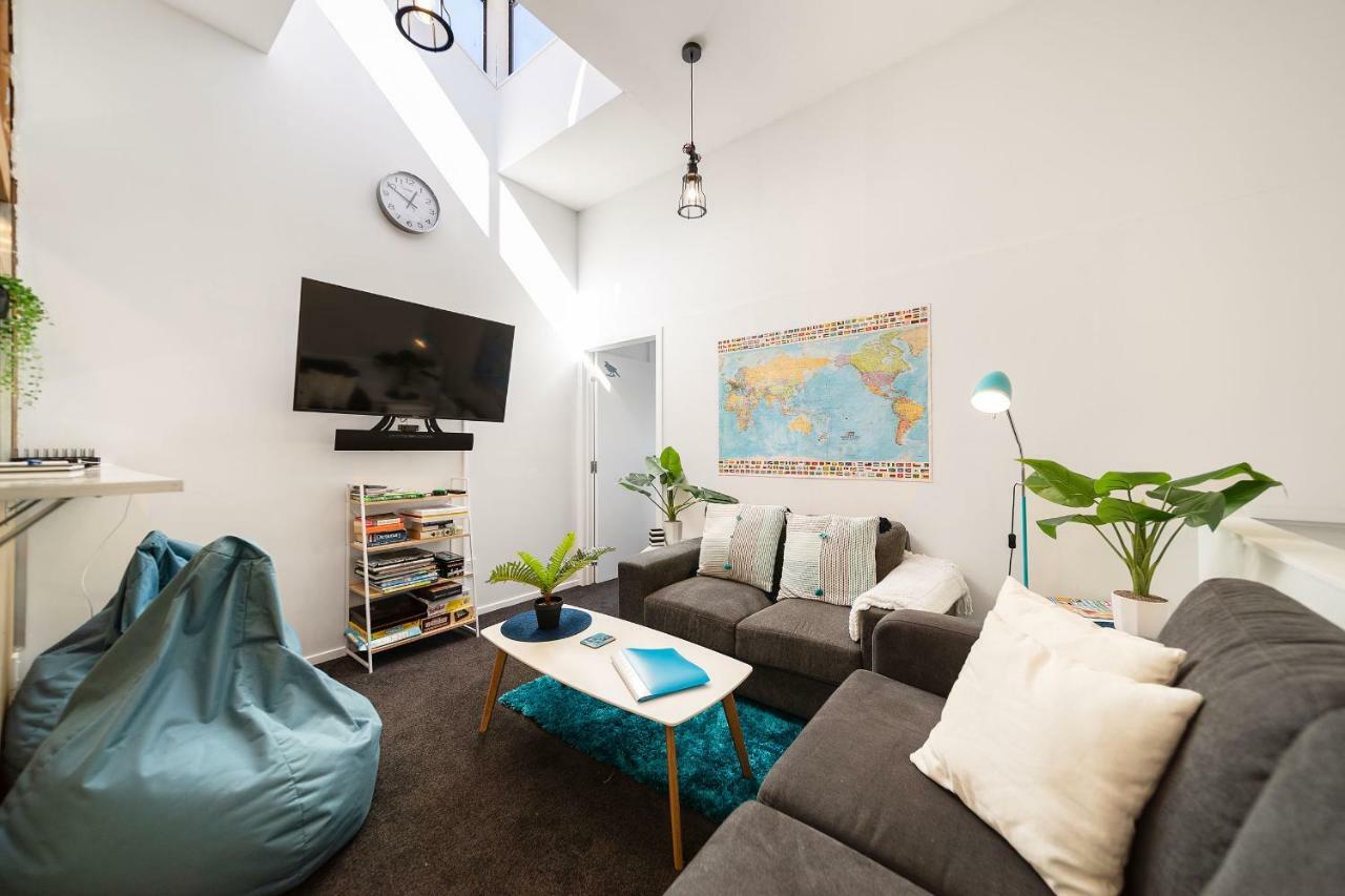 Central, Modern Loft Style Home - 2 Min Walk From Town Queenstown Bagian luar foto